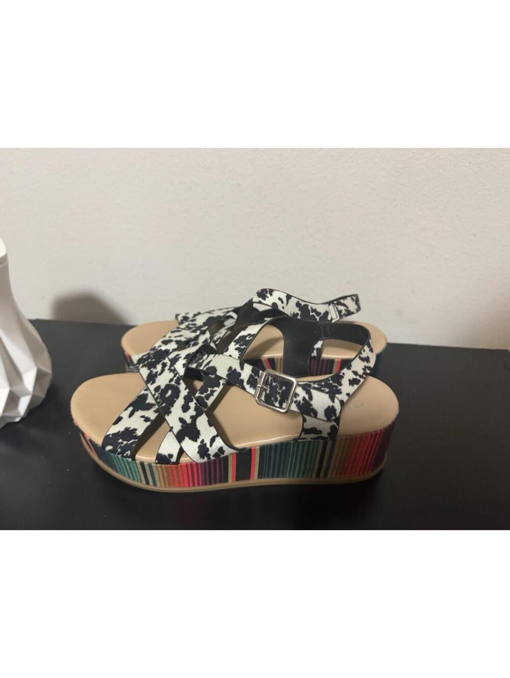 Womens Cow Print Sandals Criss Cross Strap Black White Casual Summer Flat